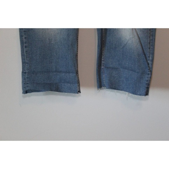 Vigoss Marley Distressed Midrise Cuffed Capri Light Wash Plus Size 22 H14763 - Picture 3 of 14